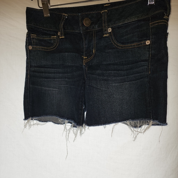American Eagle Jean shorts distressed - Picture 1 of 7